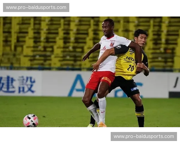 红墙之盾遭遇“大分流派”：名古屋鲸鱼与大分三神的战术博弈与热血碰撞